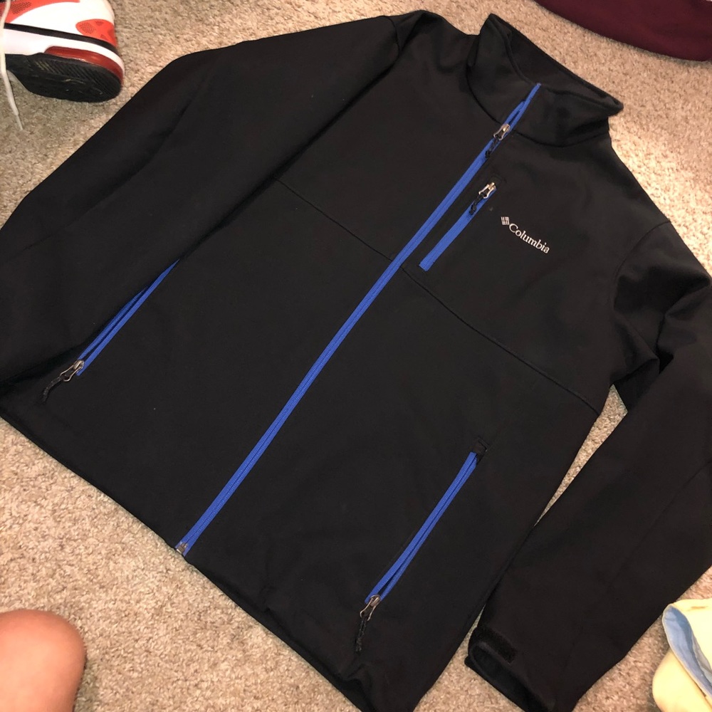 NEVER WORN NICE COLUMBIA JACKET!!